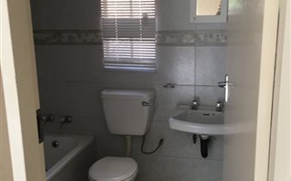 2 Bedroom Simplex in Birchleigh