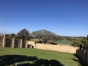 595 m² Land available in Boesmansriviermond