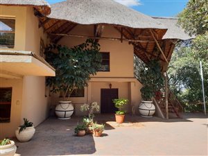 29.5 ha Farm in Zandfontein AH