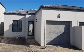 3 Bedroom Townhouse in Parklands North