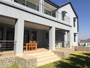 948 m² Commercial space in Irene
