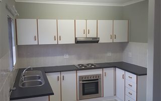 3 Bedroom Simplex in Lincoln Meade