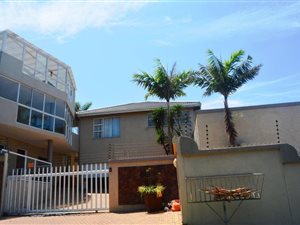5 Bed House in Uvongo