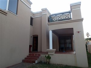 4 Bed Townhouse in Randpark Ridge