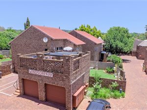 3 Bedroom Simplex in Garsfontein
