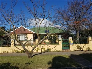 4 Bed House in Pinelands