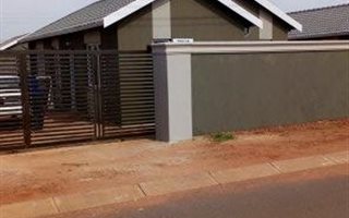 1 Bedroom House in Protea Glen