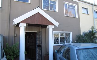 3 Bedroom House in Groenvallei