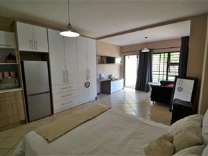 1 Bed Apartment in Oukraal Estate