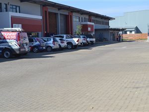 351 m² Industrial space in Brentwood Park