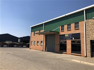 640 m² Industrial space in Willow Park Manor