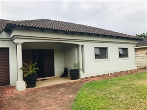 3 Bed House in Birdswood