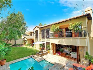 4 Bed House in Dainfern Valley