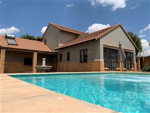 3 Bed House in Ruimsig