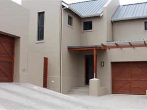 3 Bed House in Graanendal