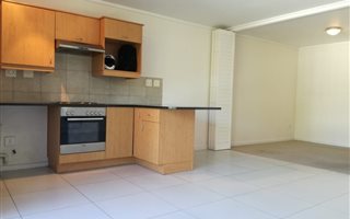 1 Bedroom Apartment in Wynberg