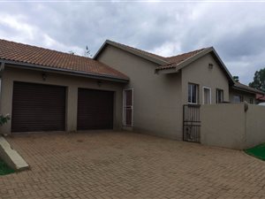 3 Bedroom House in Cultura Park