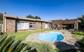 4 Bedroom House in Arcon Park
