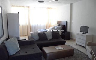 1 Bedroom Apartment in Bramley Park
