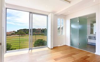 2 Bedroom Apartment in Vredehoek