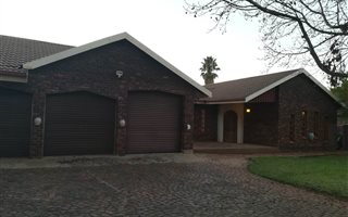 4 Bedroom House in Petersfield