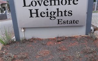 875 m² Land available in Lovemore Heights