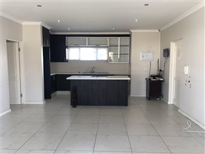2 Bed Apartment in River Club