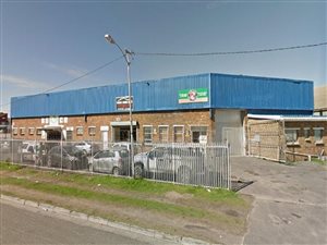 288 m² Commercial space in Athlone