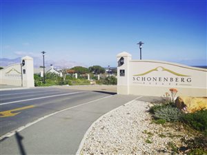 492 m² Land available in Schonenberg Estate