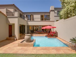 4 Bed House in Fourways