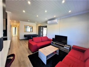 4 Bed House in Hagley