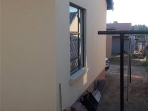 2 Bed House in Bloubosrand
