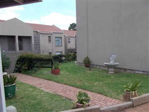 2 Bed Townhouse in Bedford Gardens