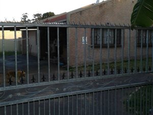 3 Bedroom House in Umhlatuzana