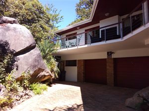 5 Bed House in Paarl Central West