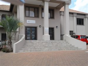240 m² Commercial space in Eldoraigne