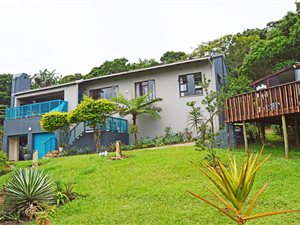 6 Bed House in Leisure Bay