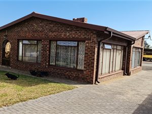 4 Bed House in Arbor Park