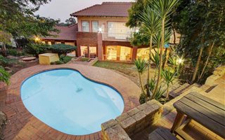 4 Bedroom House in Cornwall Hill