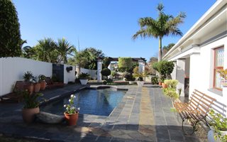 5 Bedroom House in Lower Robberg