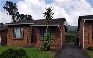 2 Bedroom Simplex in Montrose
