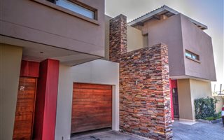 3 Bedroom Townhouse in Glen Eagles Estate