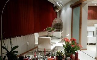 2 Bedroom Apartment in Newtown