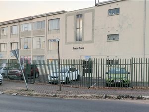 2 Bed Apartment in Witpoortjie