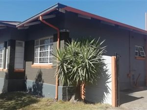 3 Bed House in Cinderella