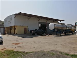 2605 m² Industrial space in Phoenix