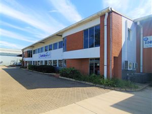 4028 m² Industrial space in Riverhorse Valley