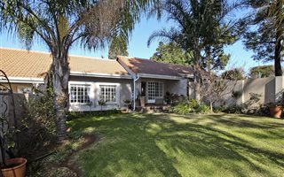 2 Bedroom House in Thornhill Estate