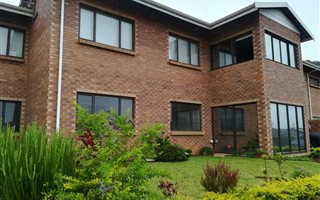 3 Bedroom Townhouse in Freeland Park