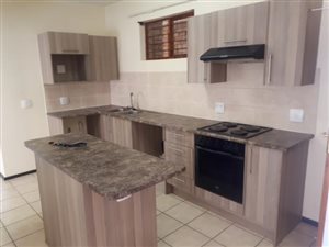 2 Bed Apartment in Randpark Ridge